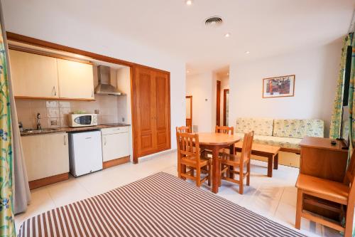 Apartamentos Royal