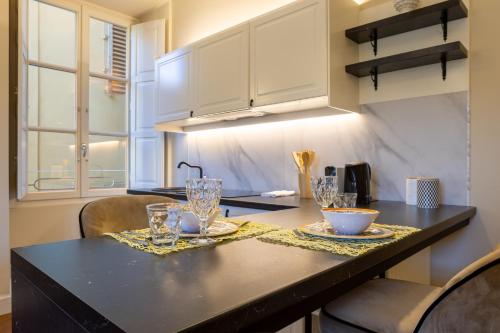 Calzaiuoli Private House Silver