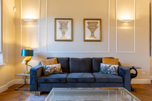 Calzaiuoli Private House Silver