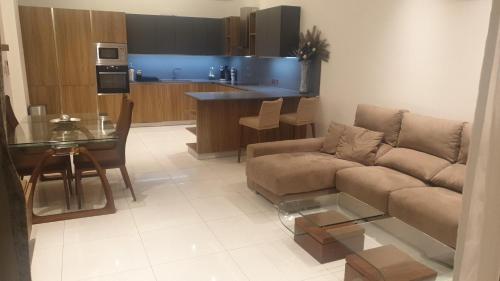 Kuchyň nebo kuchyňský kout v ubytování Eivissa Appartment