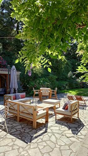 Gallery image of Un Jardin Secret in Yzeron