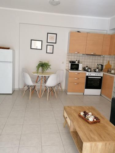 ROBERT's Flat in the centre town
