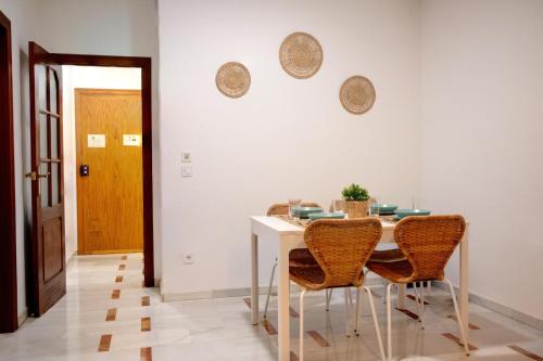 "Apartamento con Patio Andaluz junto a Catedral"