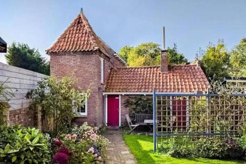 Κήπος έξω από το 'Het Atelier' by the sea and 300ha woods