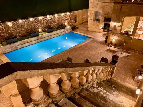 The swimming pool at or close to Ta' Matmura B&B