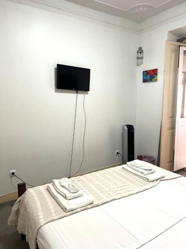 São Lázaro Bhuiyan Family Host