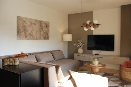 Apartment Cukarin, modern design, free parking,free wifi
