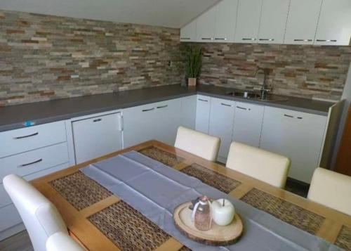 Schönes Ferienhaus mit Pool