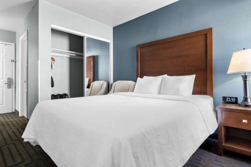 Katil atau katil-katil dalam bilik di Best Western Pocatello Inn