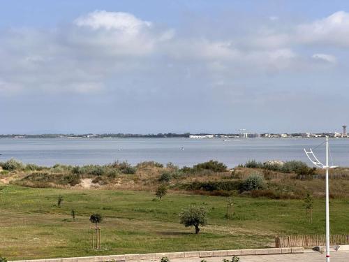 Appartement 2 Pièces VUE MER avec Parking et Clim - 4 Pers - FR-1-731-124