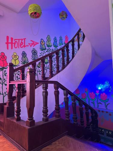 Fotografie z fotogalerie ubytování Napoli Nataxtari hotel,pool,bar,kamping v destinaci Natakhtari