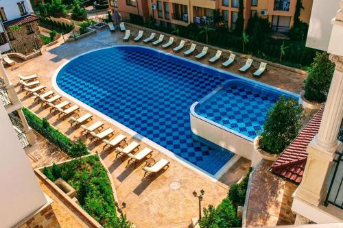 Elegant Apartment Artur