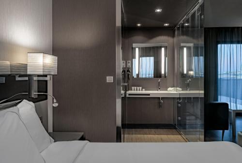 AC Hotel Atocha by Marriott Image
