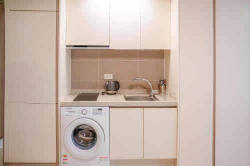 Una cocina o zona de cocina en Blue Terra Sokcho