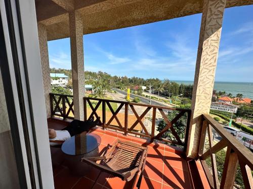Un balcón o terraza de Melon Resort & Pickleball Club Mũi Né