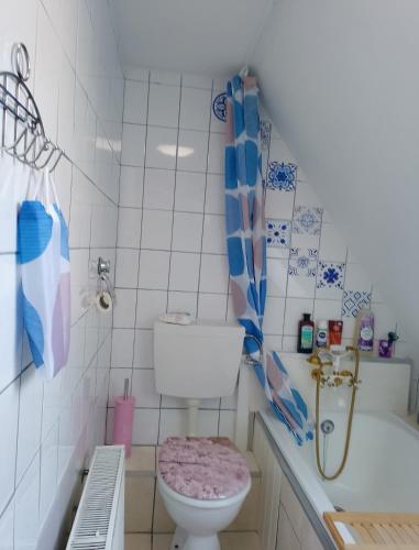 Ванная комната в Privatzimmer Landblick