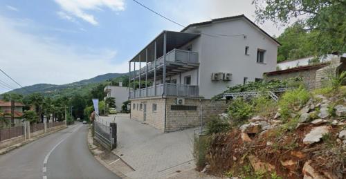 Apartmani Lovransko Blago Zvonimir