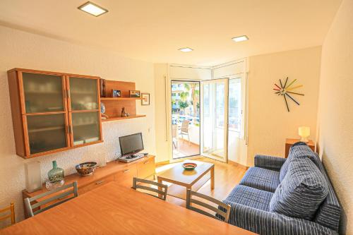 LITORAL COSTA DORADA - REGUERAL Only Families