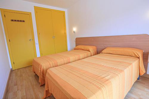 LITORAL COSTA DORADA - REGUERAL Only Families