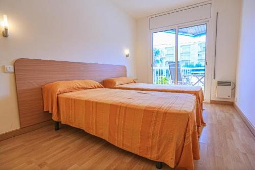 LITORAL COSTA DORADA - REGUERAL Only Families