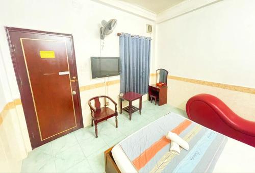 Televisyen dan/atau pusat hiburan di Ngọc Hương Hotel