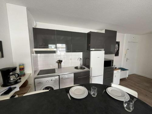 Photo de la galerie de l'établissement Appt 2 pièces LA ROCHELLE - LR030-C222, à La Rochelle