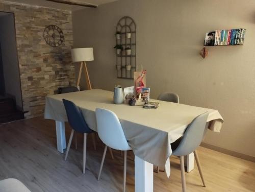 La maison de Marie, cosy et spacieuse - 3 chambres dont une climatisée