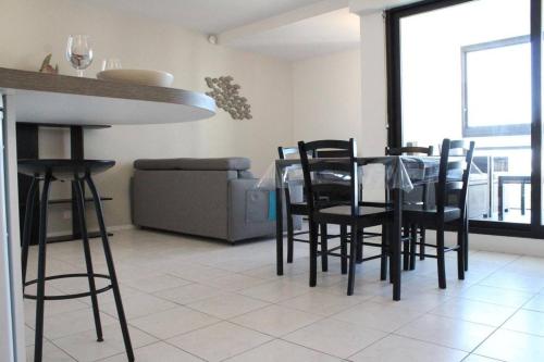 Appt 2 pièces LA ROCHELLE - LR090-C232