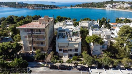Vouliagmeni Square Resort Athens