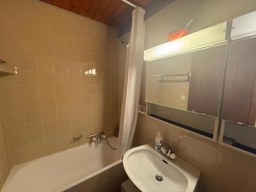 Fotografie z fotogalerie ubytování Appartement famille au milieu de Champery v destinaci Champéry