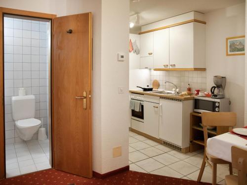 Apartment Chalet Abendrot apARTments-11 by Interhome
