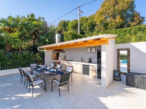Apartment Villa Palma-1 by Interhome