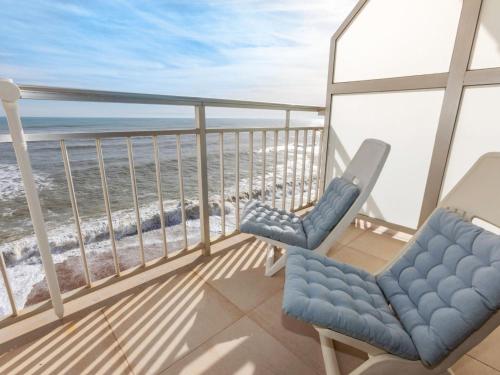 Apartment Los Rosales by Interhome