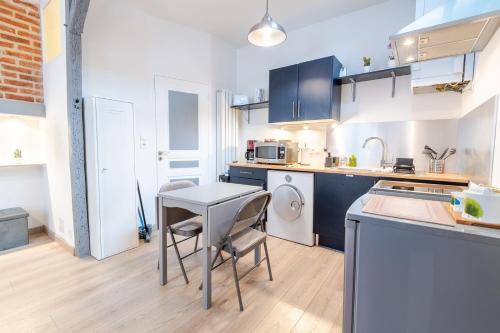 Photo de la galerie de l'établissement Le Coeur de la Ville - Appartement 4pers avec parking, à Amboise