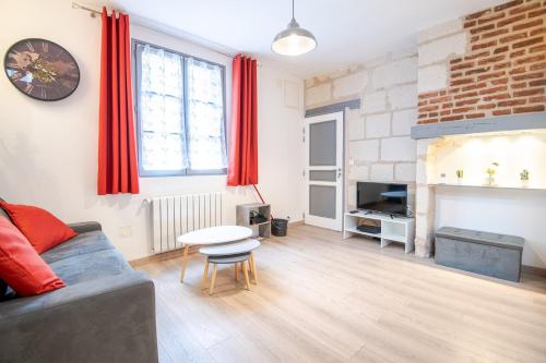 Photo de la galerie de l'établissement Le Coeur de la Ville - Appartement 4pers avec parking, à Amboise