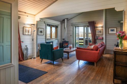 Χώρος καθιστικού στο Iris Lodge