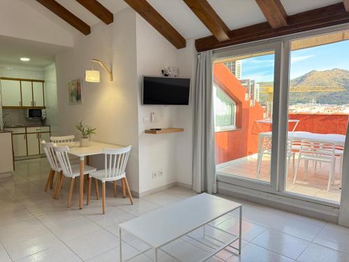 Η κουζίνα ή μικρή κουζίνα στο Agi Pi Sunyer Apartments