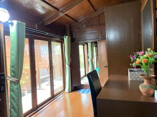 Gallery image of Ban Pairoj by Siam Modern guesthouse in Nai Yang Beach