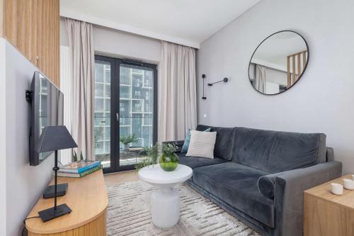 Nowoczesne Studio dla 4 Osób z Balkonem by Noclegi Renters