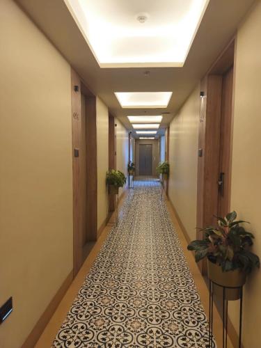 Φωτογραφία από το άλμπουμ του Hotel Season 4 -3-star hotel σε Sāngli