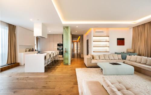 Deluxe Demonstrative Apartment