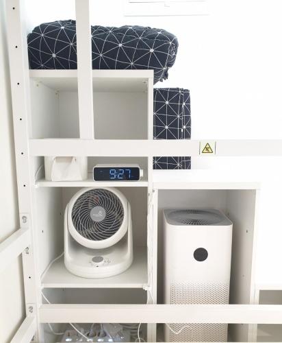 a white shelf with a fan and a cpu at Secret spaceship ark B01 in Seoul