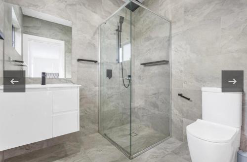 Un baño de Absolute Stunning