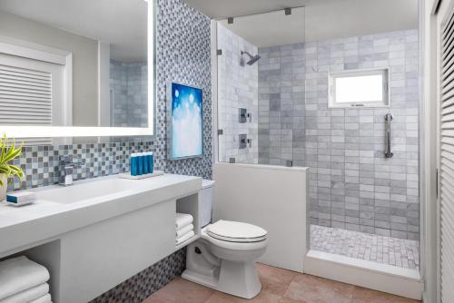Un baño de Sandals Royal Bahamian All Inclusive - Couples Only