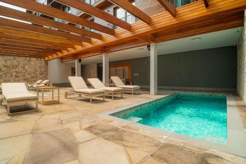 Πισίνα στο ή κοντά στο Poehma Lago Negro by Livá OFICIAL