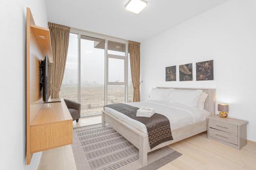 Escape24 Cozy Studio with City View in JVC