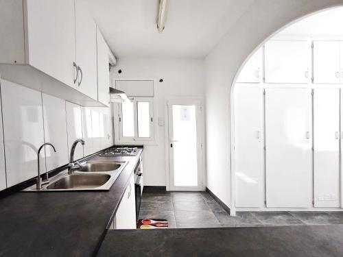 Foto Casa con piscina privada en Sant Pol de Mar 3