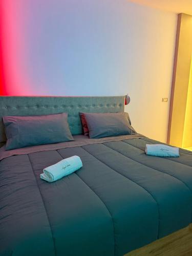 Postel nebo postele na pokoji v ubytování Angel Suite 2