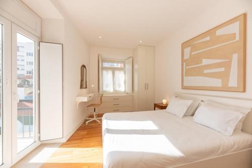 Liberdade Great Bright Apt with AC Elevator Garage