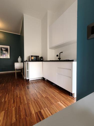 Milano Center Navigli renewed apartment with AC, Wifi 800Mbits, Metro link to Airport and Central Station